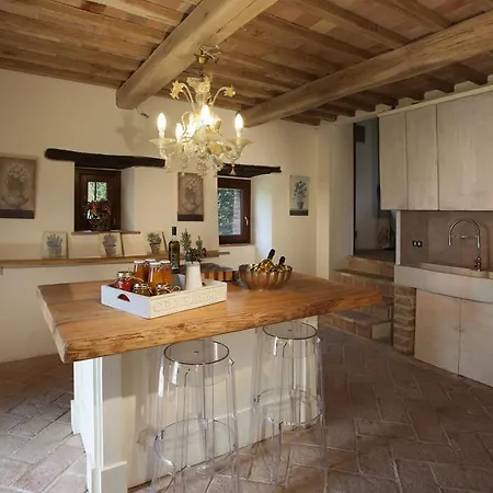 La Casa Dei Cavalli Bed & Breakfast 4*