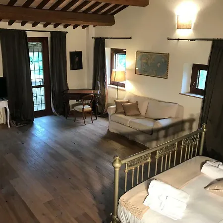 Bed & Breakfast La Casa Dei Cavalli 4*